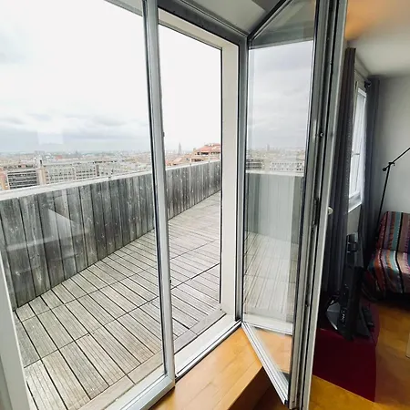 Panoramic Downtown Rooftop Apartment *
